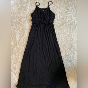 Olivia Rae Maxi Dress